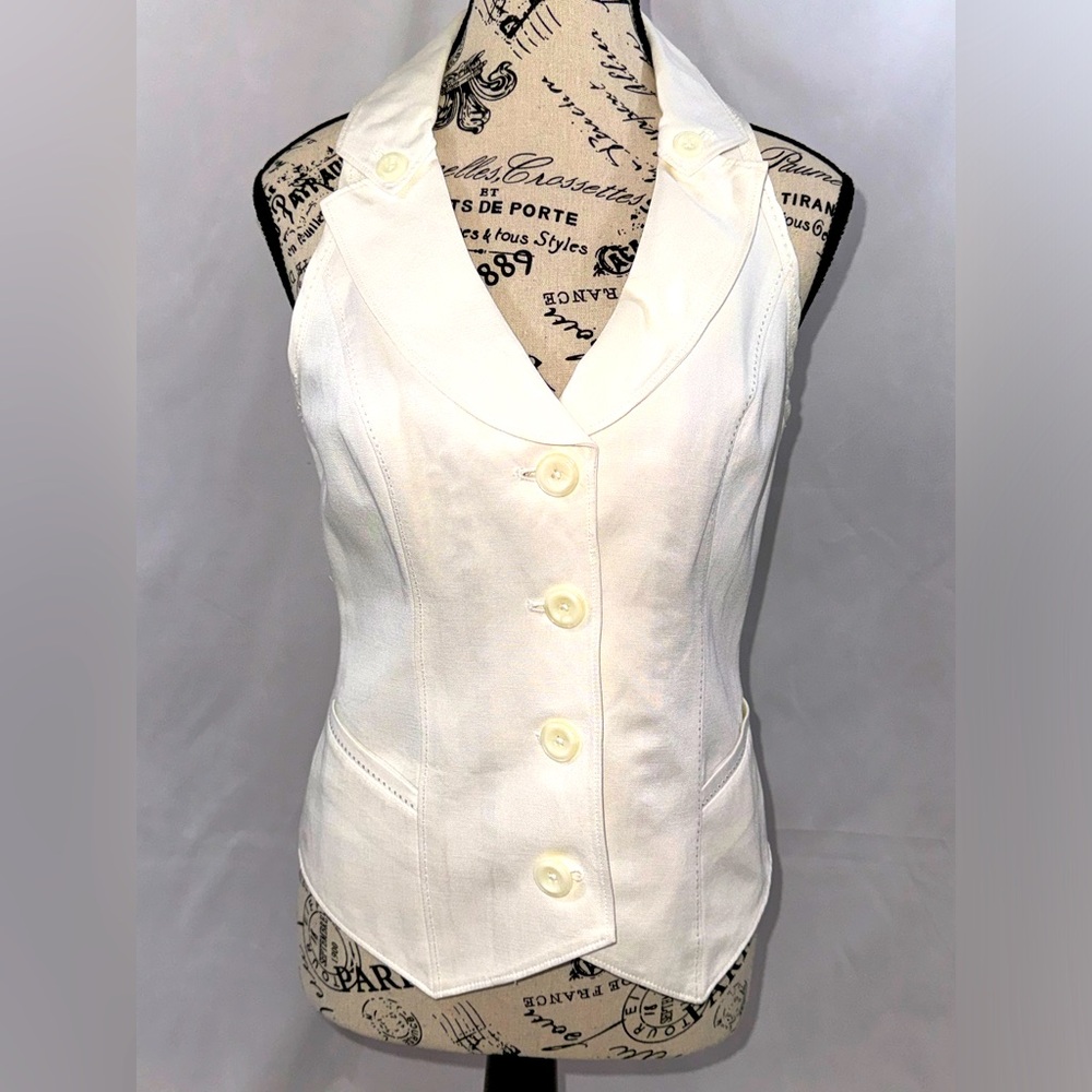 EUC: Gorgeous White House Black Market White Linen Vest